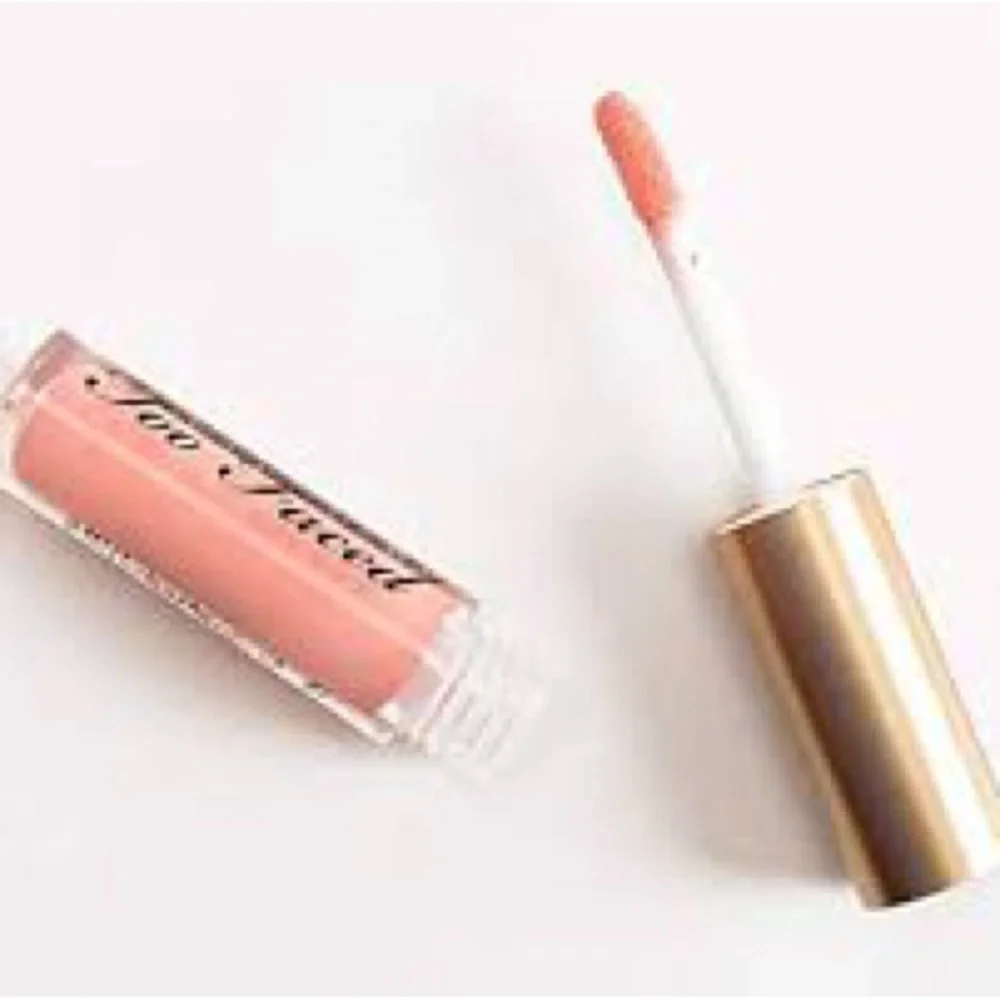 NEW Too Faced Travel Size in Beautiful neutral color soft peachy - Naked Dolly.